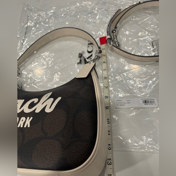 New! Coach! - Picture 13 of 16